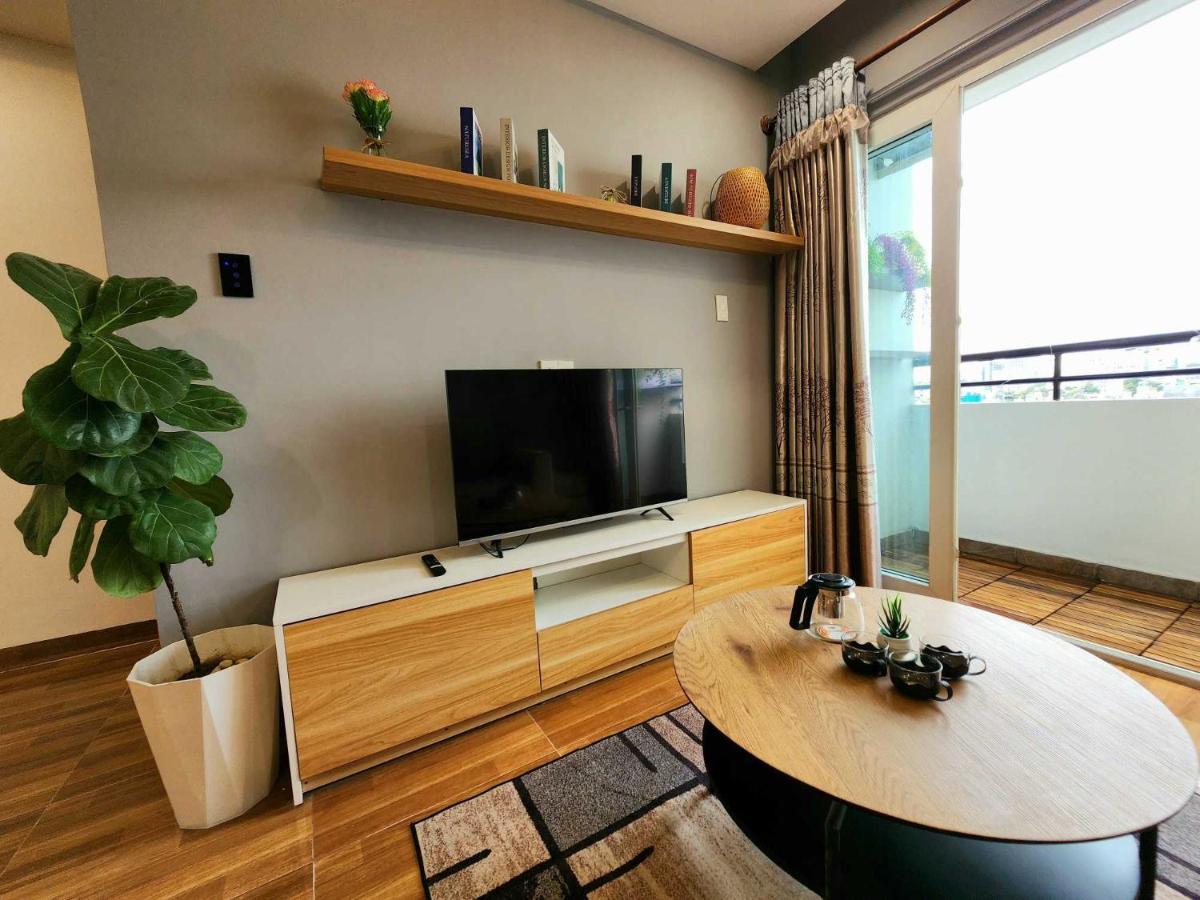 Apartment Ho 2pn - 5 Phut Den Trung Tam Thanh Pho - View Song Ho Chi Minh City